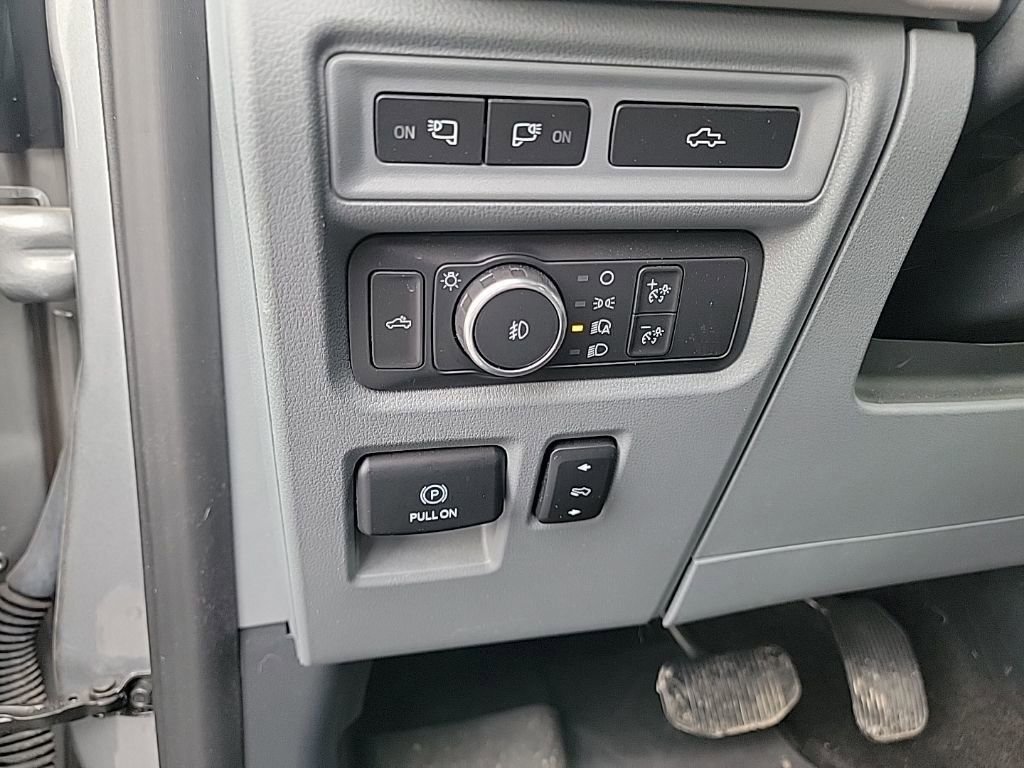 Certified 2021 Ford F150 XLT w/ Equipment Group 302A High image 44