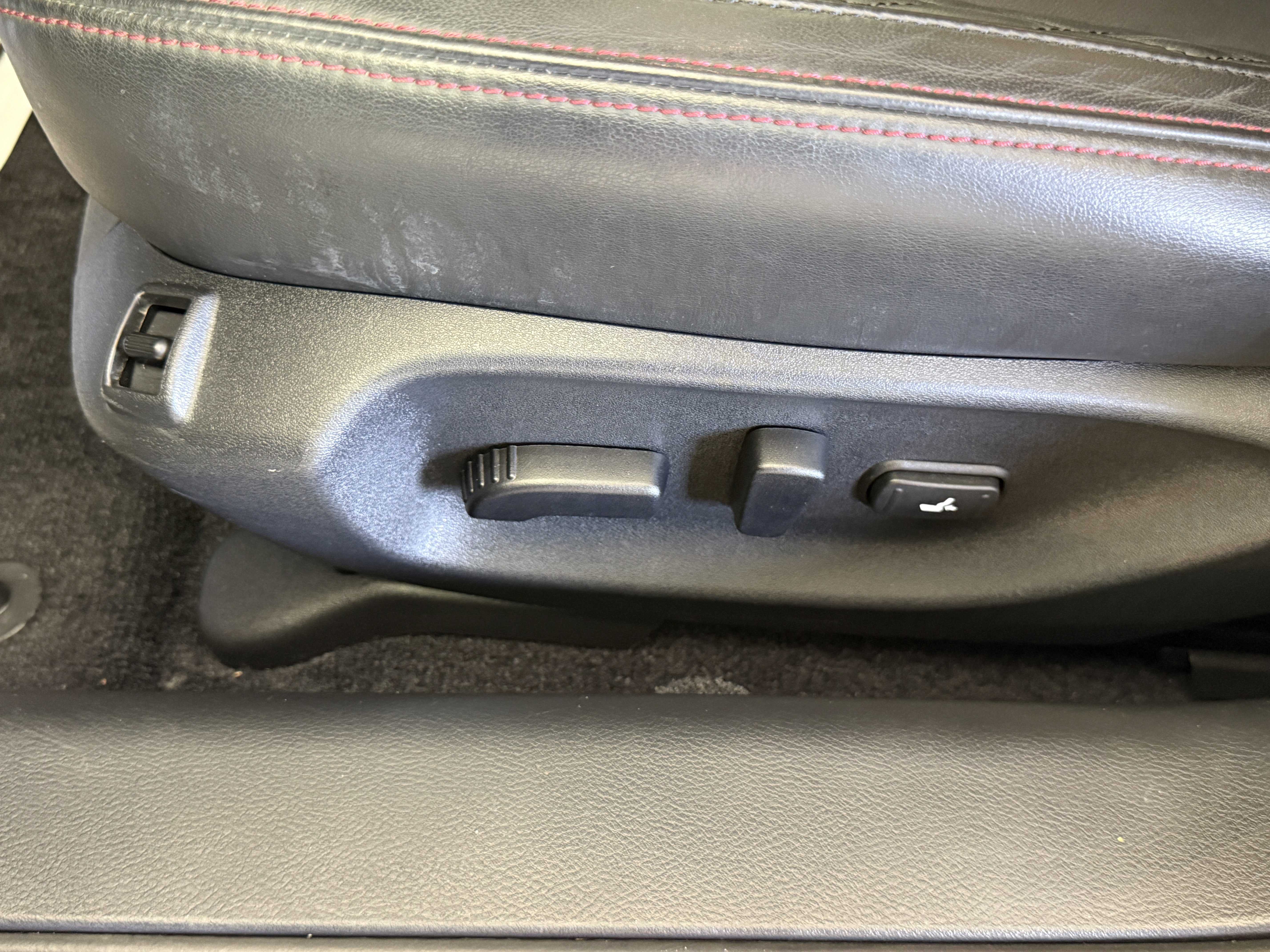 Used 2019 INFINITI Q50 Red Sport 400 w/ Sensory Package image 18