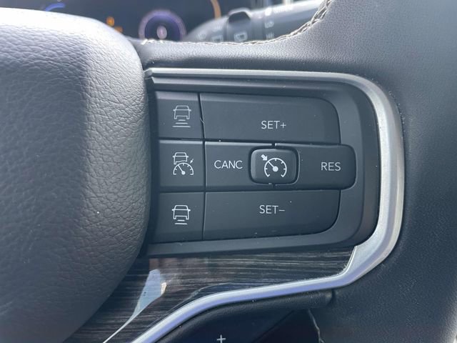 Used 2022 Jeep Wagoneer Series II AWD/4WD image 21