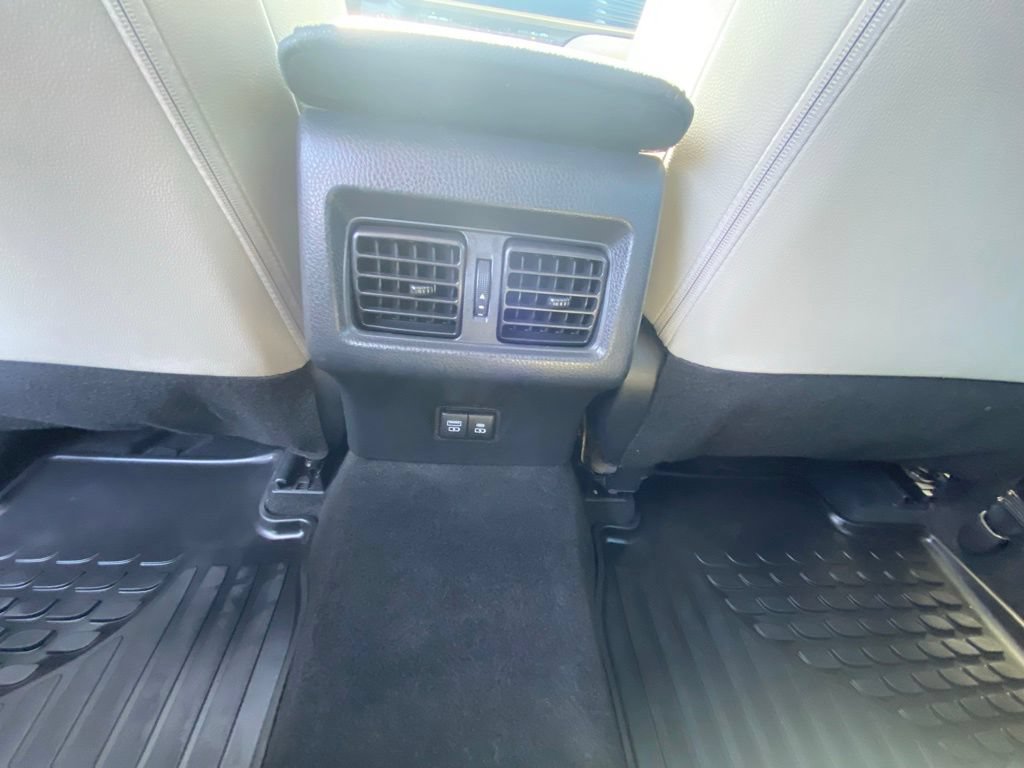 Used 2026 Toyota Camry XLE FWD image 24