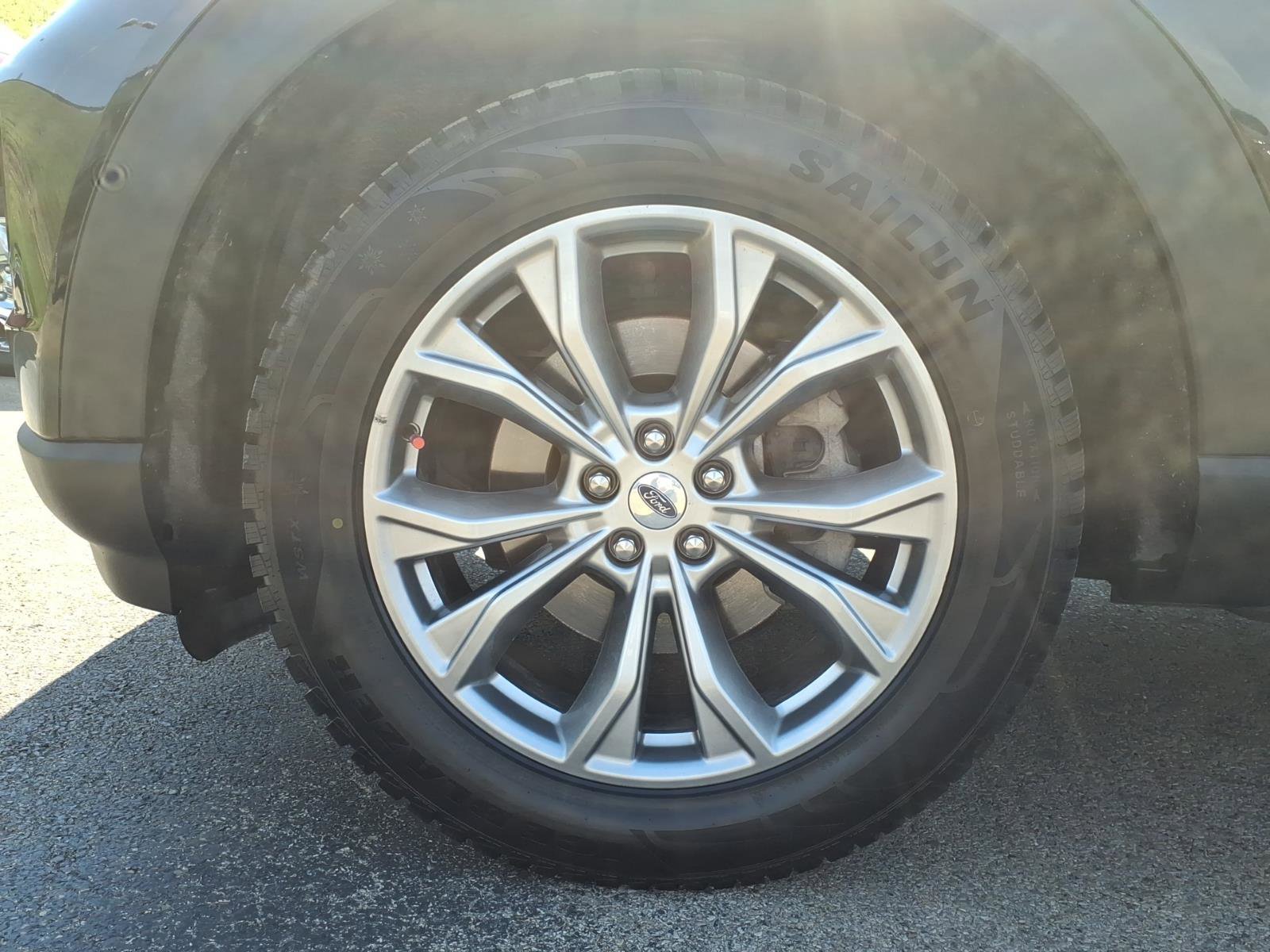 Certified 2023 Ford Explorer XLT w/ Equipment Group 202A image 7