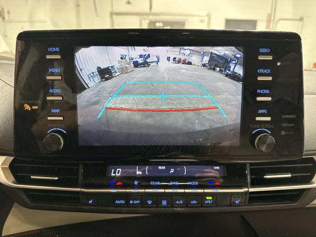 Used 2022 Toyota Sienna XLE FWD image 29