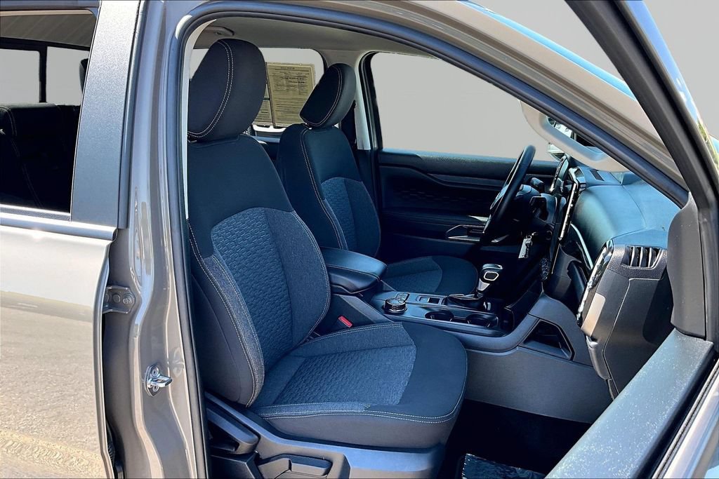 Certified 2025 Ford Ranger XLT w/ Technology Package AWD/4WD image 7