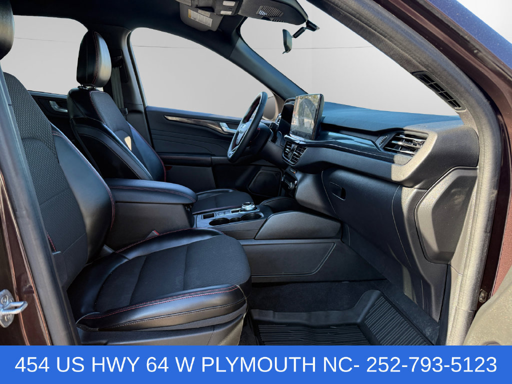Certified 2023 Ford Escape ST-Line AWD/4WD image 15