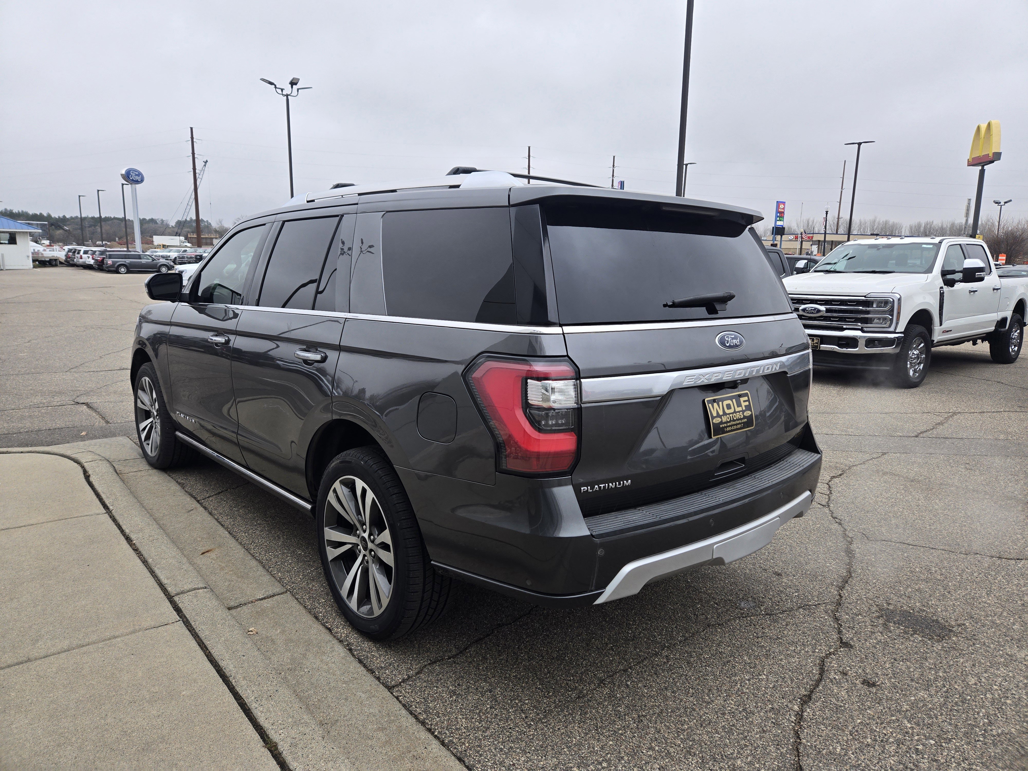 Certified 2021 Ford Expedition Platinum image 3