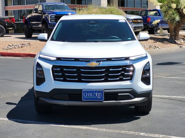 Used 2026 Chevrolet Equinox LT AWD/4WD image 2