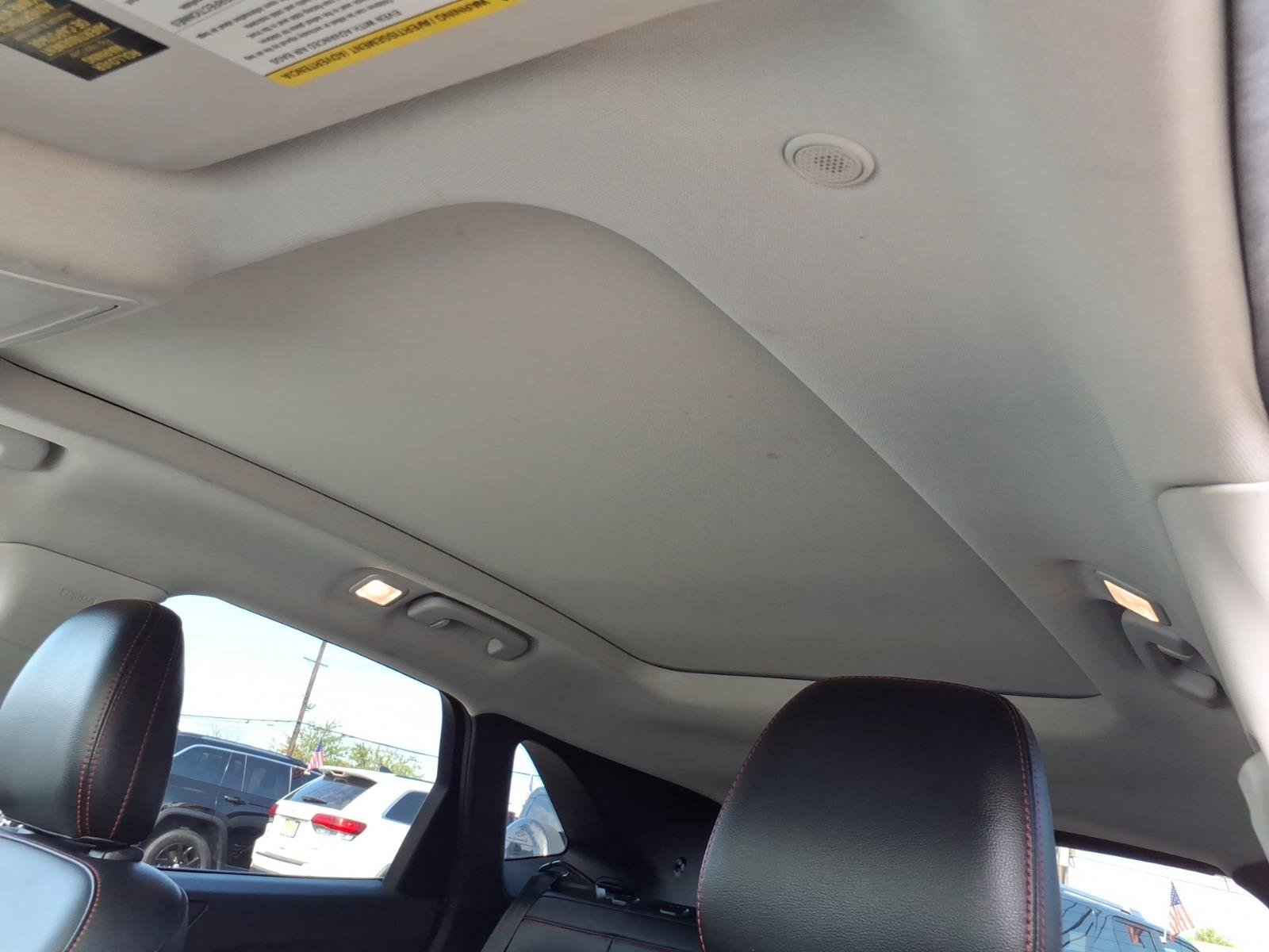 Certified 2022 Ford Escape SEL w/ SEL Stealth AWD Package image 17