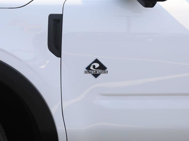 Certified 2025 Ford Bronco Sport Outer Banks w/ Outer Banks Tech Package+ AWD/4WD image 4