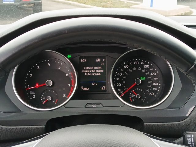 Used 2019 Volkswagen Tiguan SE w/ Panoramic Sunroof Package AWD/4WD image 8