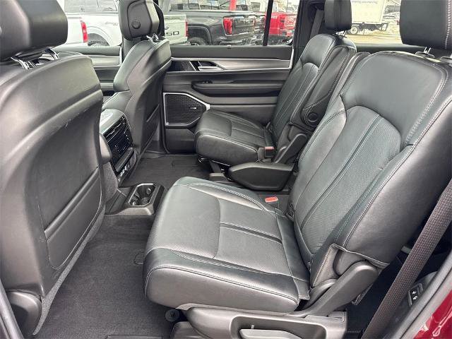 Used 2022 Jeep Wagoneer Series III image 10