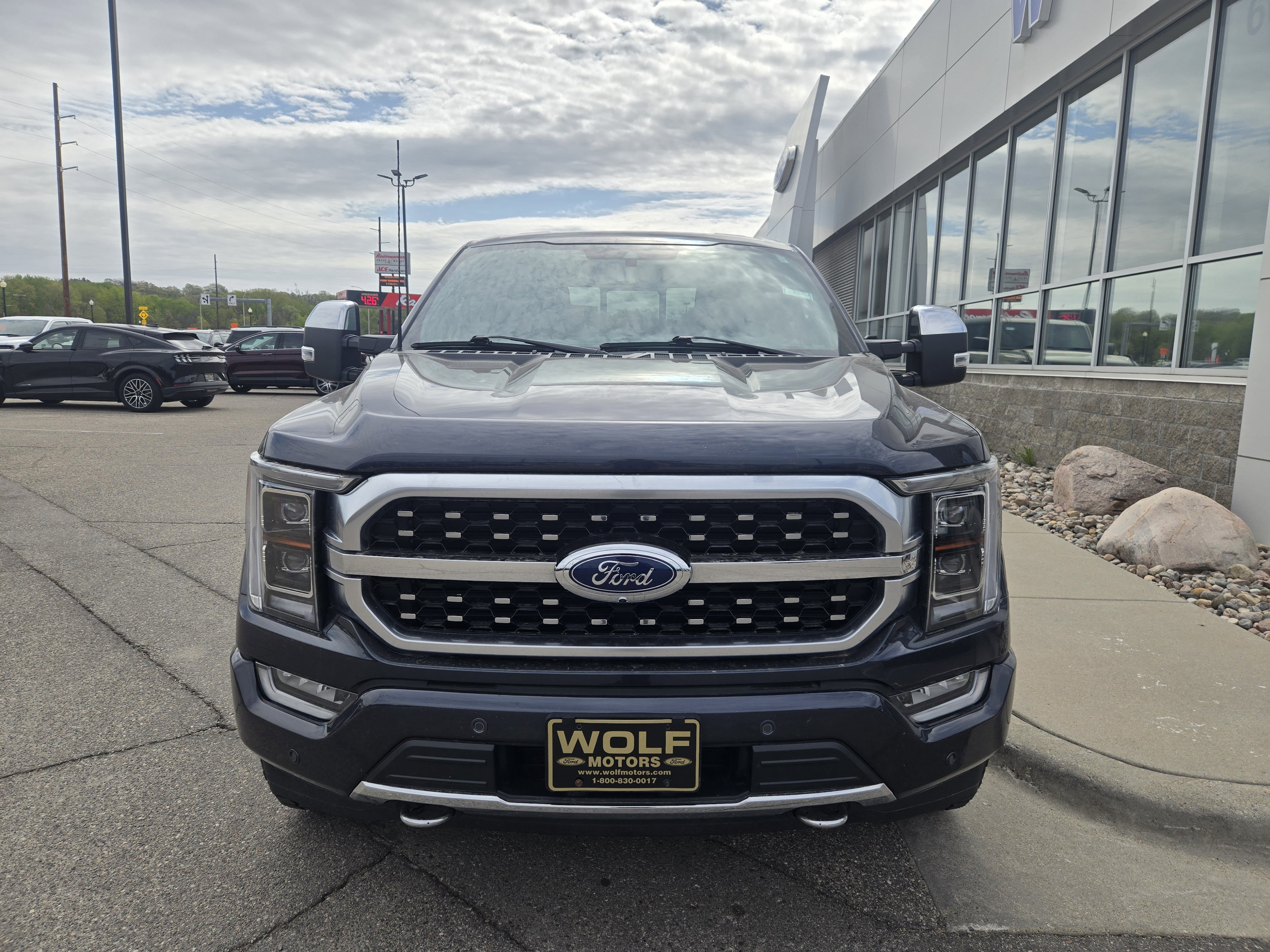 Certified 2021 Ford F150 Platinum w/ Equipment Group 701A High AWD/4WD image 4