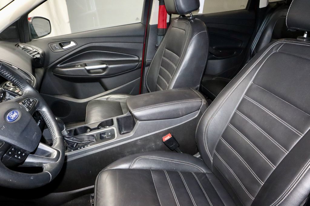 Certified 2017 Ford Escape Titanium image 25