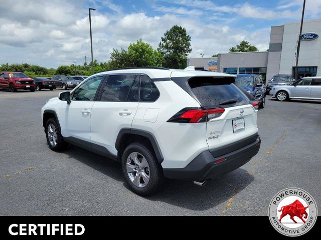 Used 2023 Toyota RAV4 XLE w/ Convenience Package FWD image 4