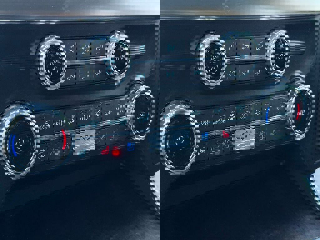 Certified 2023 Ford F150 XLT w/ Equipment Group 302A High image 46