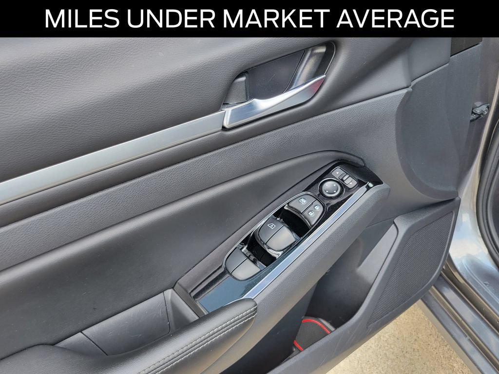 Used 2023 Nissan Altima 2.5 SV FWD image 19
