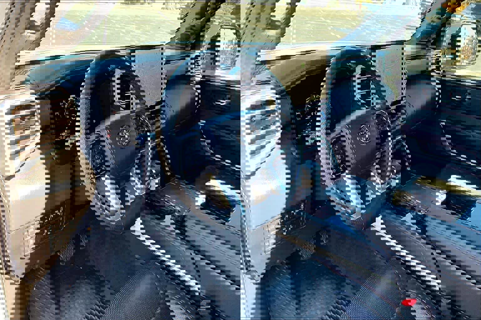 Used 2025 Toyota Tundra Platinum image 17