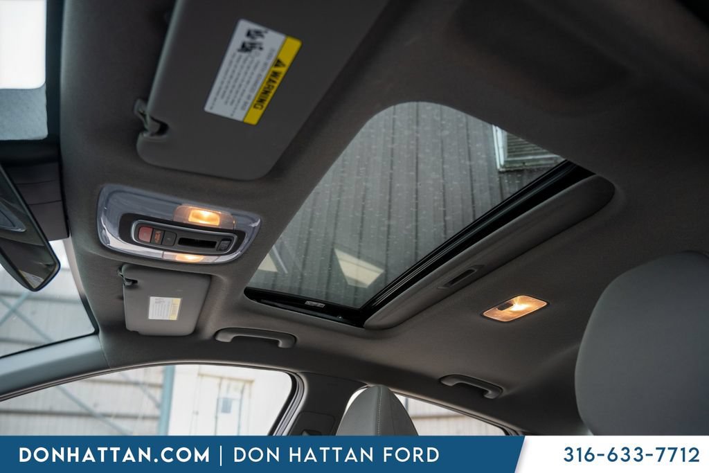 Used 2024 Hyundai Elantra SEL w/ Convenience Package FWD image 24