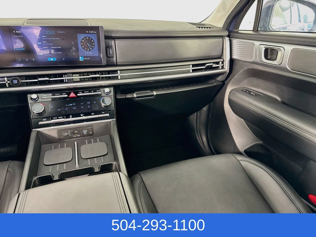 Used 2026 Hyundai Santa Fe SEL FWD image 24