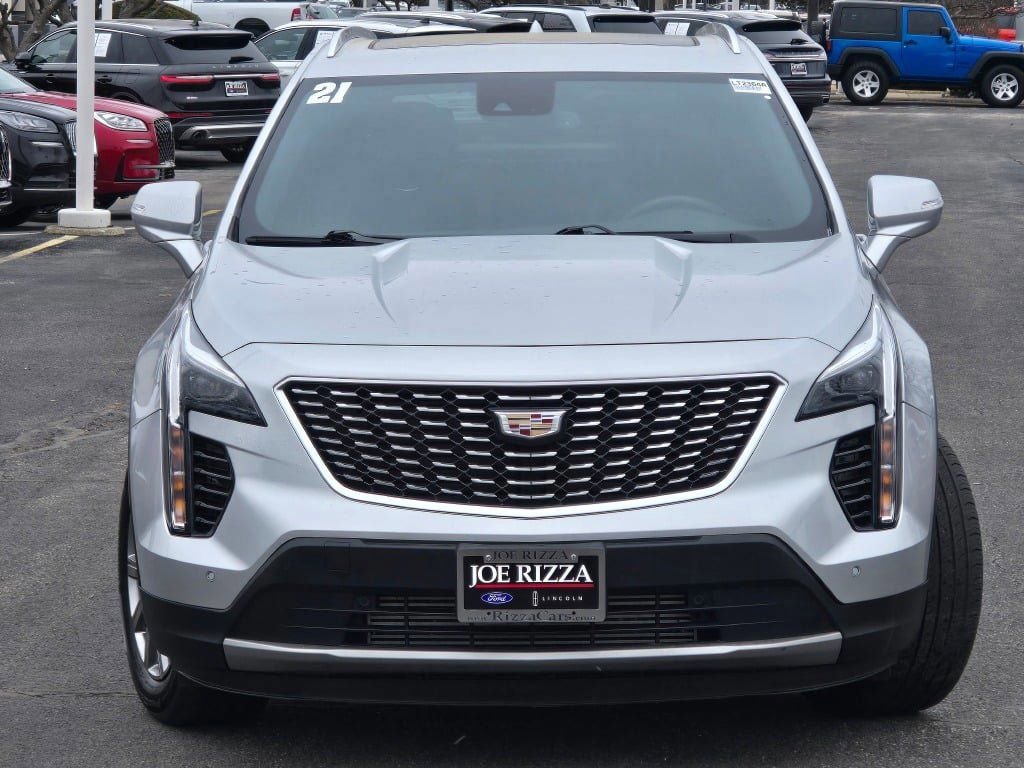Used 2021 Cadillac XT4 Premium Luxury w/ Cold Weather Package image 7