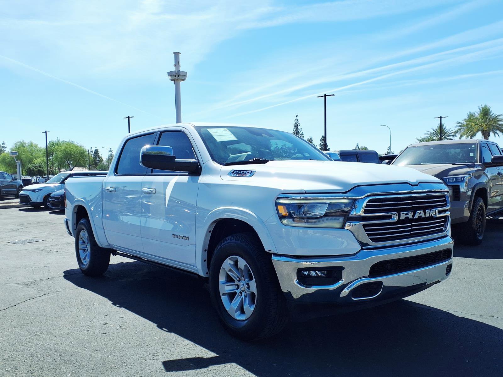 Used 2022 RAM 1500 Laramie AWD/4WD image 8
