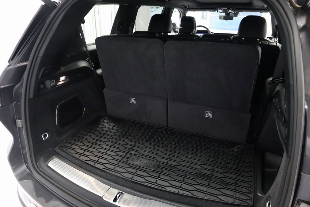 Used 2021 Jeep Grand Cherokee L Overland w/ Luxury Tech Group IV image 14