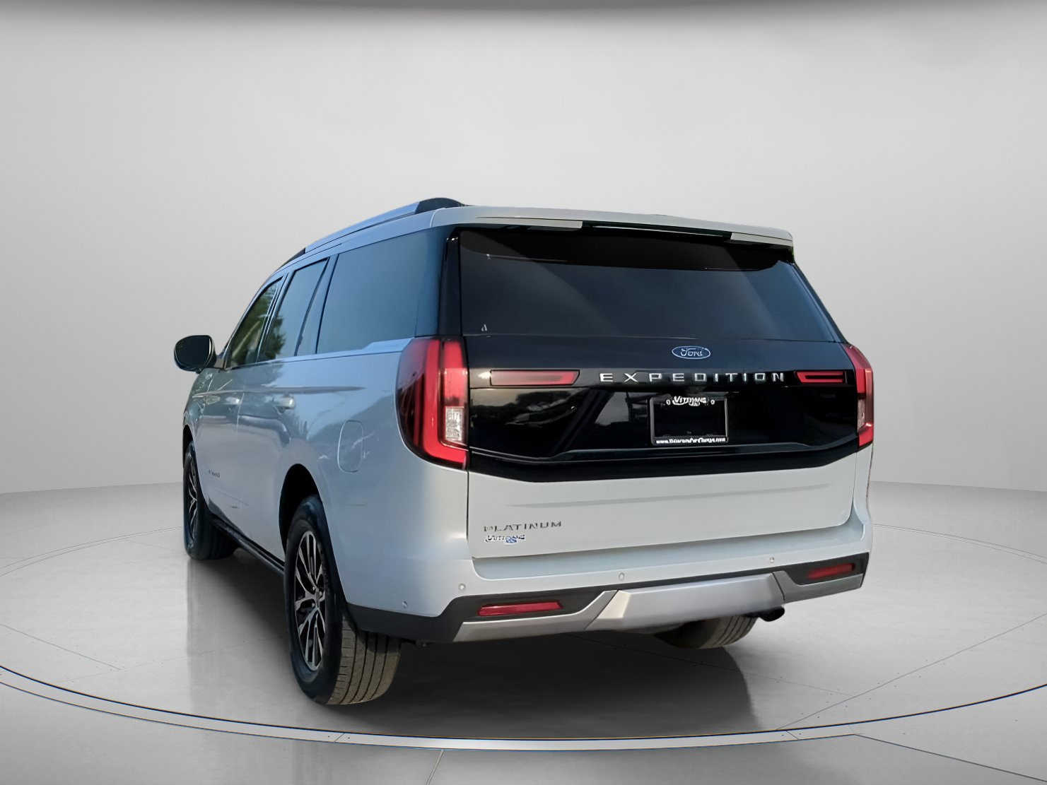 Certified 2025 Ford Expedition Platinum AWD/4WD image 22