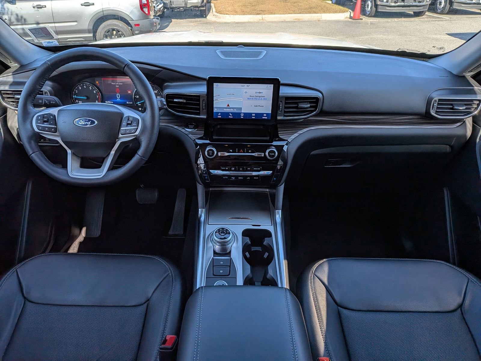 Certified 2023 Ford Explorer Limited w/ Equipment Group 301A image 18