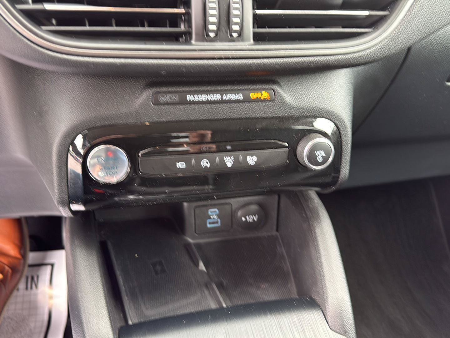 Certified 2023 Ford Escape Active w/ Tech Pack #2 AWD/4WD image 9