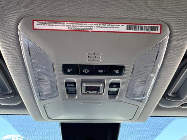 Used 2019 Toyota RAV4 XLE w/ Convenience Package FWD image 22