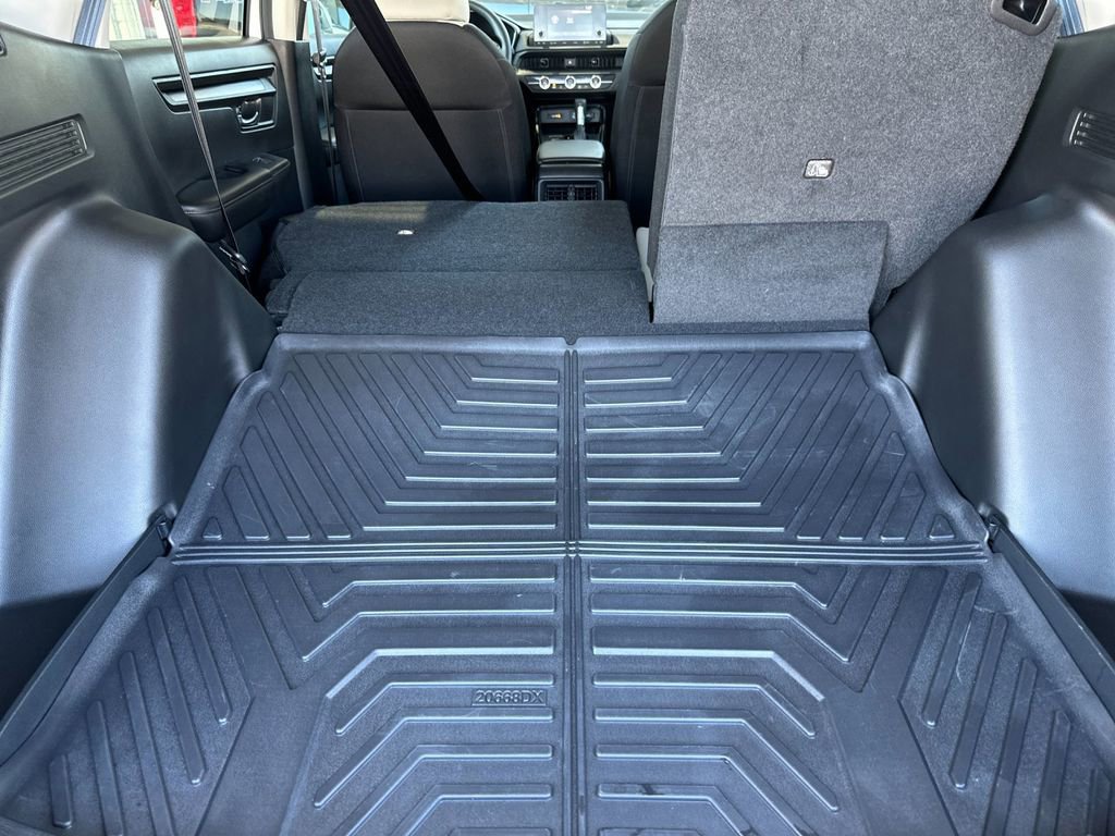 Used 2025 Honda CR-V LX image 14