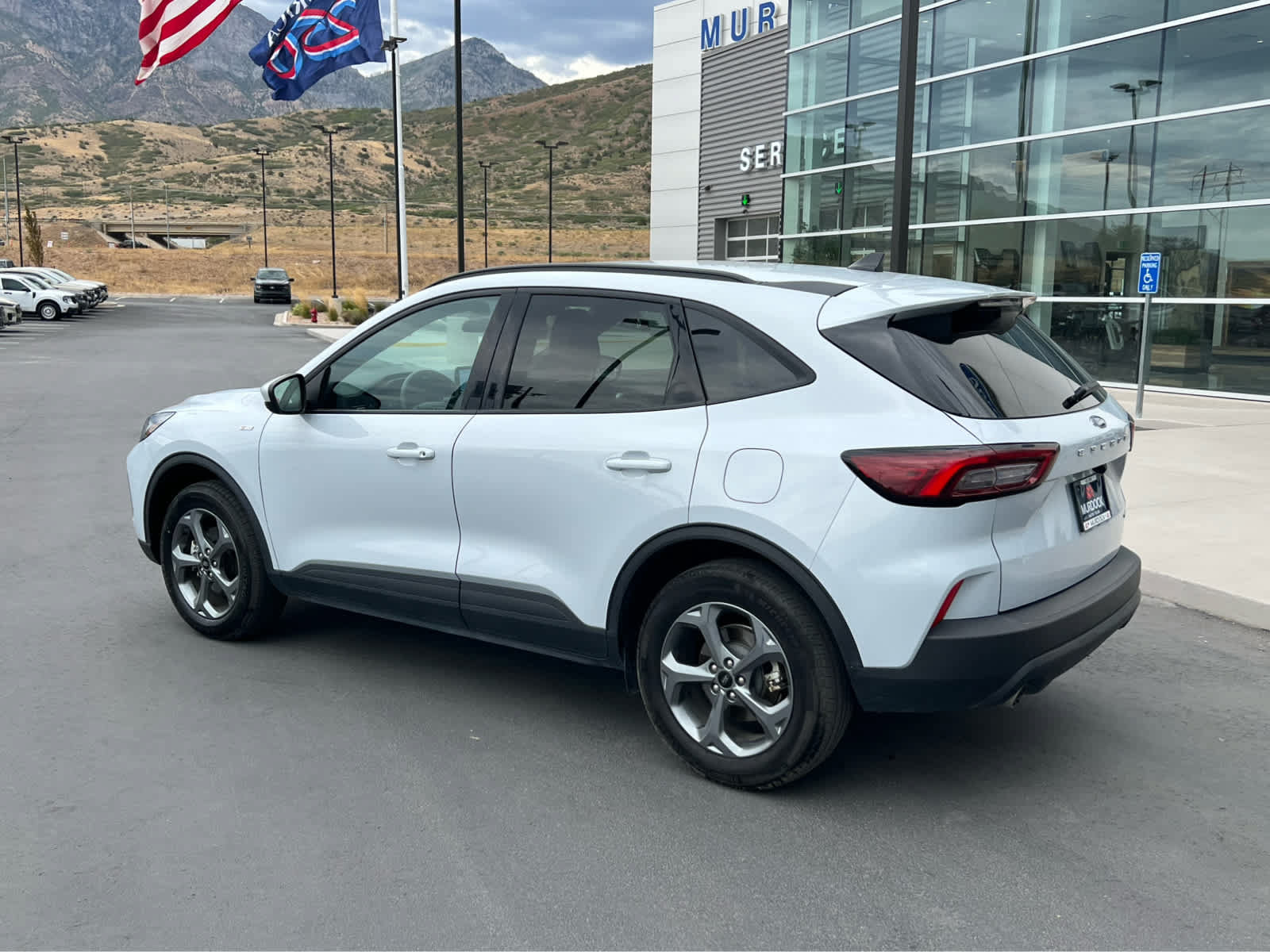 Certified 2025 Ford Escape ST-Line Select AWD/4WD image 11