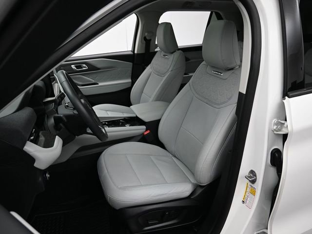 Certified 2025 Ford Explorer Platinum w/ Ultimate Package image 10