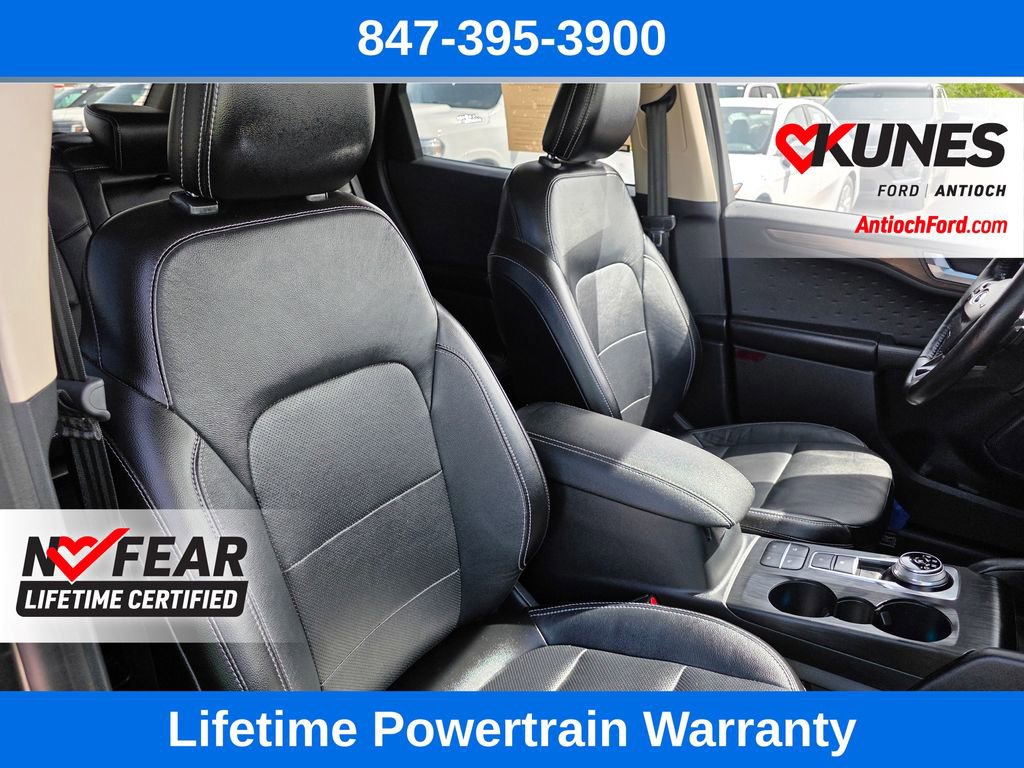 Certified 2020 Ford Escape Titanium AWD/4WD image 33