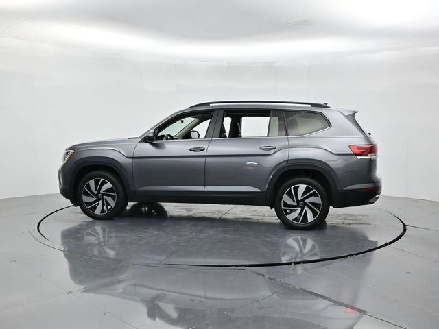 Used 2024 Volkswagen Atlas SE AWD/4WD image 7