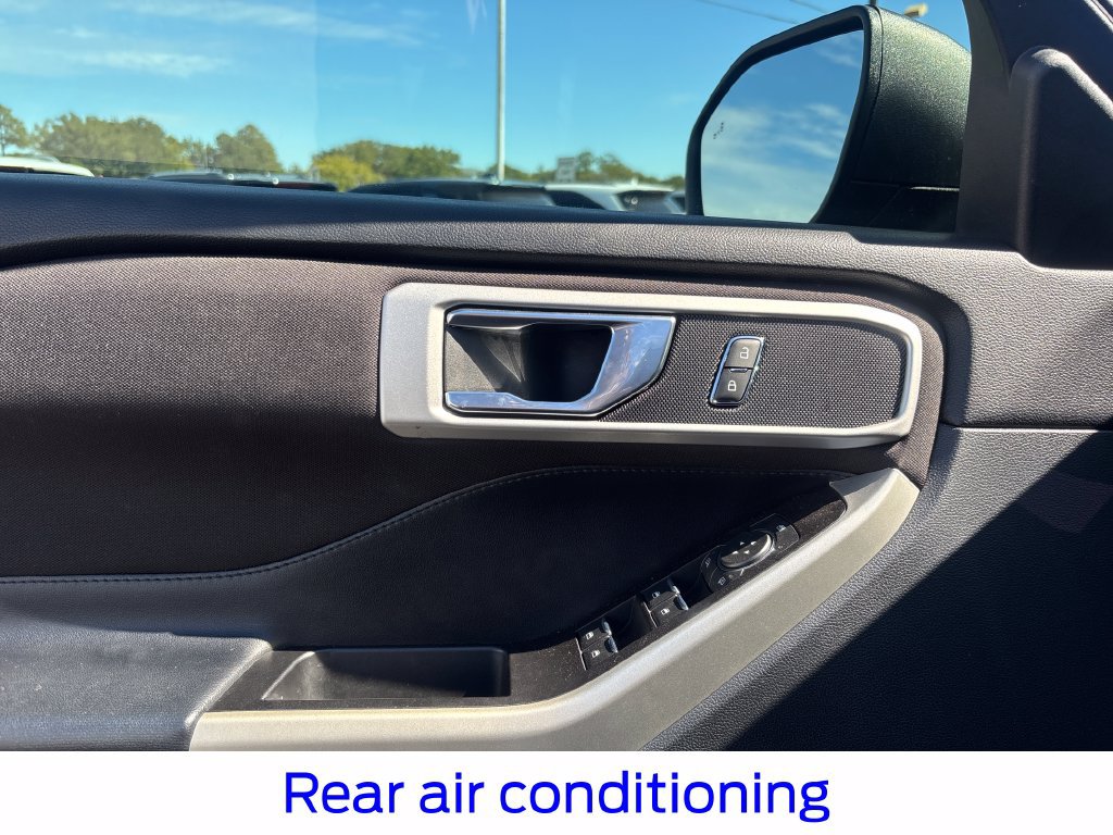 Certified 2020 Ford Explorer XLT w/ Comfort Package RWD image 33