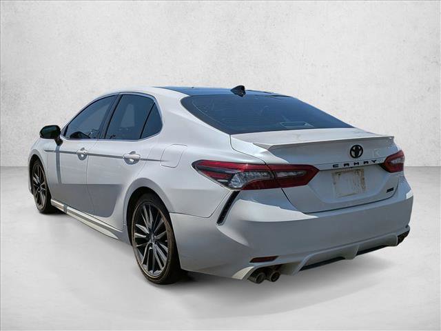 Used 2022 Toyota Camry XSE FWD image 8