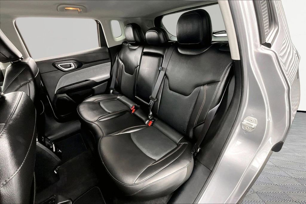 Used 2022 Jeep Compass Latitude AWD/4WD image 26