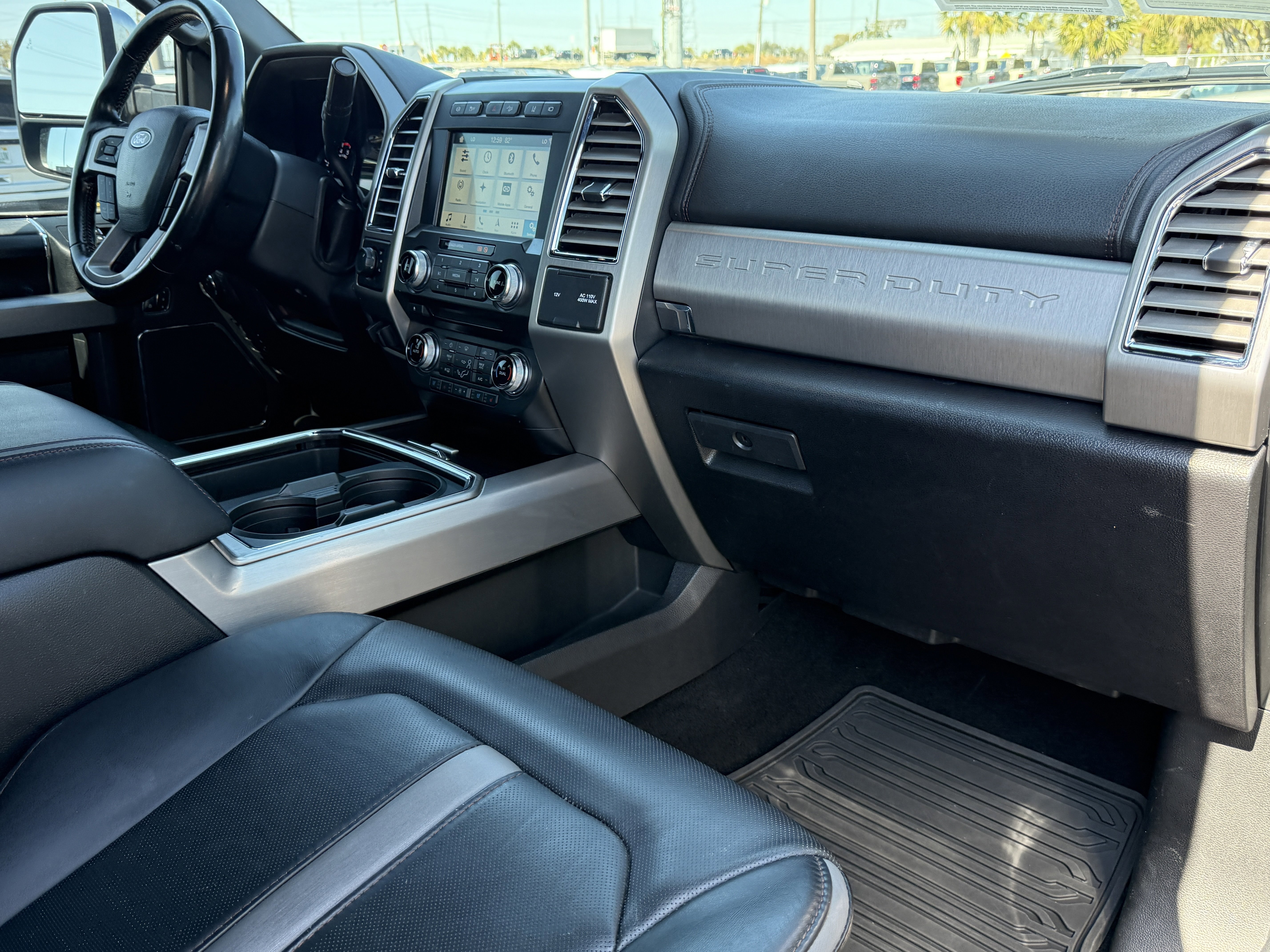 Certified 2018 Ford F450 Platinum w/ Platinum Ultimate Package image 8