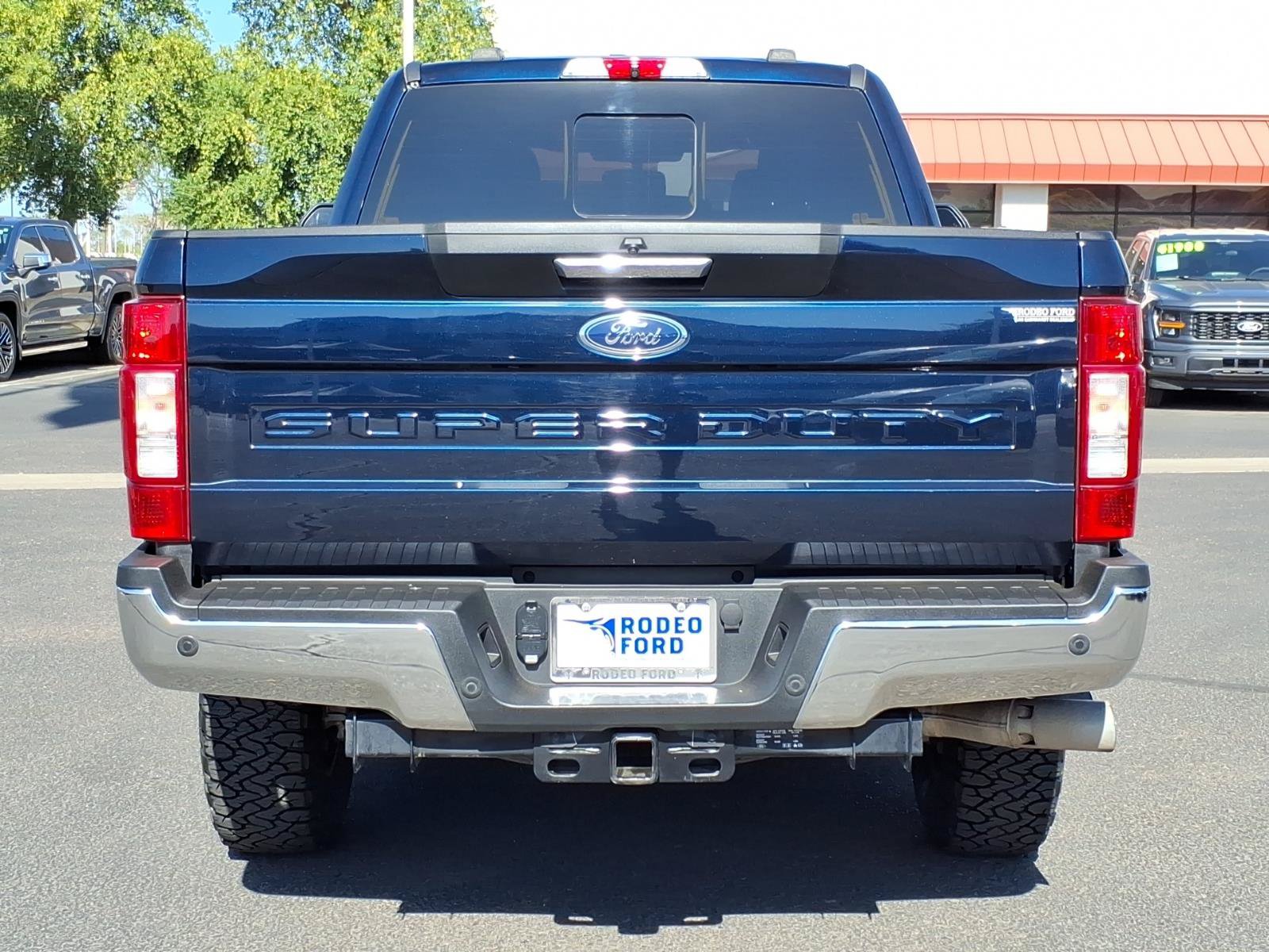 Certified 2022 Ford F250 XLT w/ XLT Premium Package AWD/4WD image 4