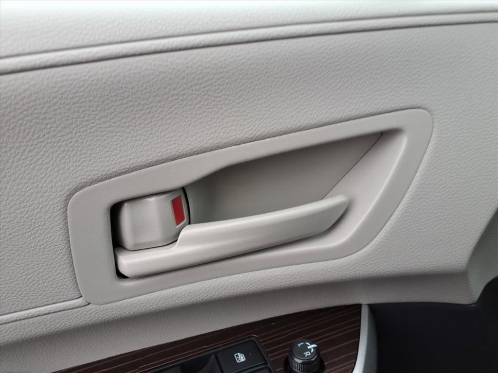 Used 2022 Toyota Sienna LE image 15