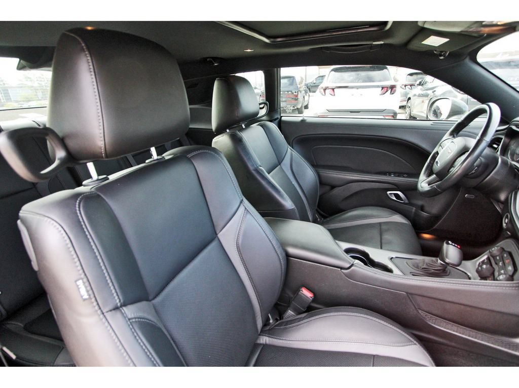 Used 2023 Dodge Challenger SXT w/ Plus Package RWD image 25