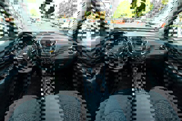 Used 2022 Chevrolet Equinox LT image 11