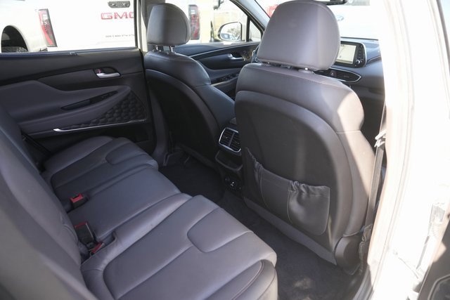 Used 2019 Hyundai Santa Fe SEL w/ Cargo Package image 15