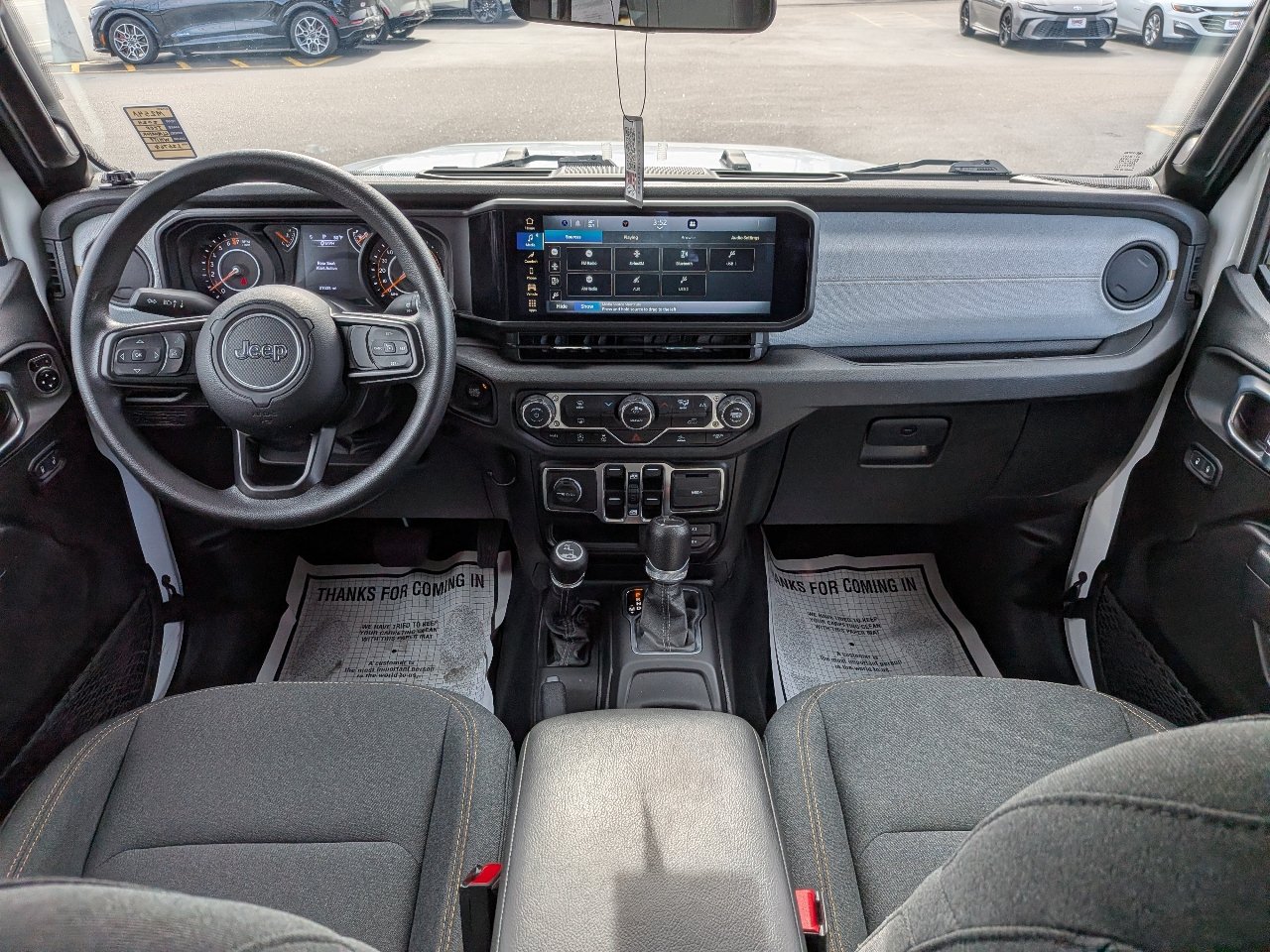 Used 2024 Jeep Gladiator Sport AWD/4WD image 14