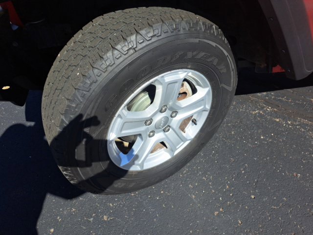 Used 2019 Jeep Wrangler Unlimited Sport S AWD/4WD image 2