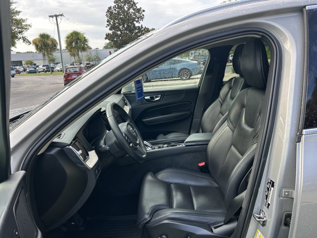 Used 2022 Volvo XC60 B5 Inscription w/ Protection Package Premier FWD image 10