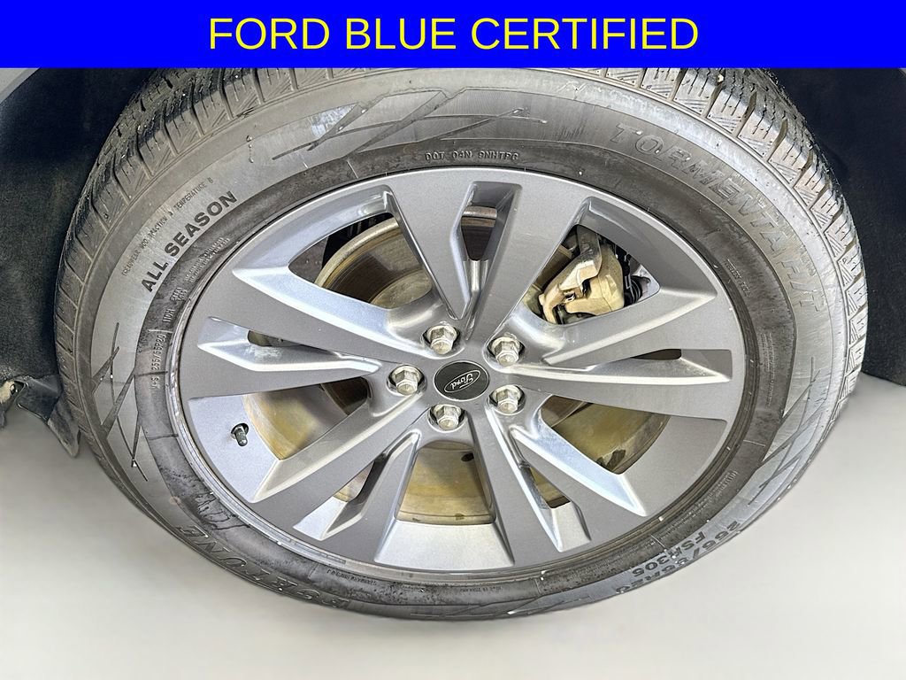 Certified 2022 Ford Explorer XLT w/ Equipment Group 202A image 32