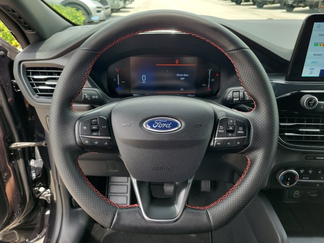 Certified 2026 Ford Escape ST-Line FWD image 25