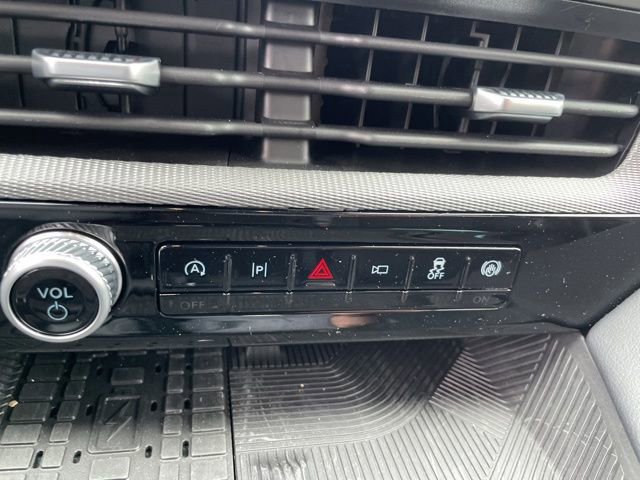 Certified 2025 Ford Explorer ST w/ Sun And Sound Package image 10