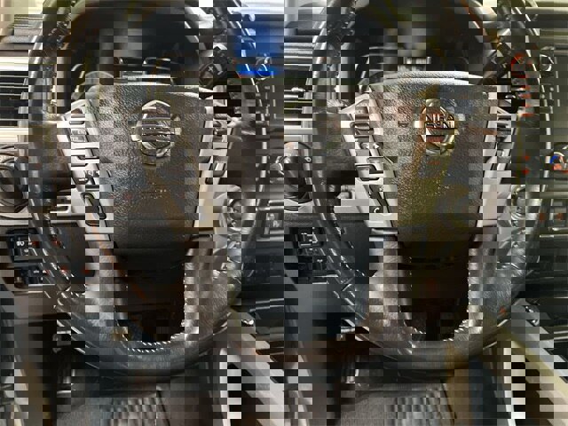 Used 2019 Nissan Titan PRO-4X w/ Pro-4x Convenience Package image 9